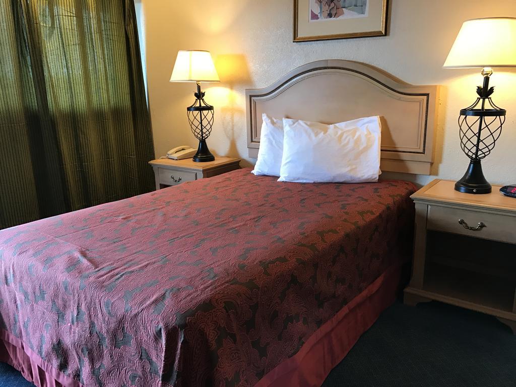 El Dorado Motel Salinas Eksteriør bilde
